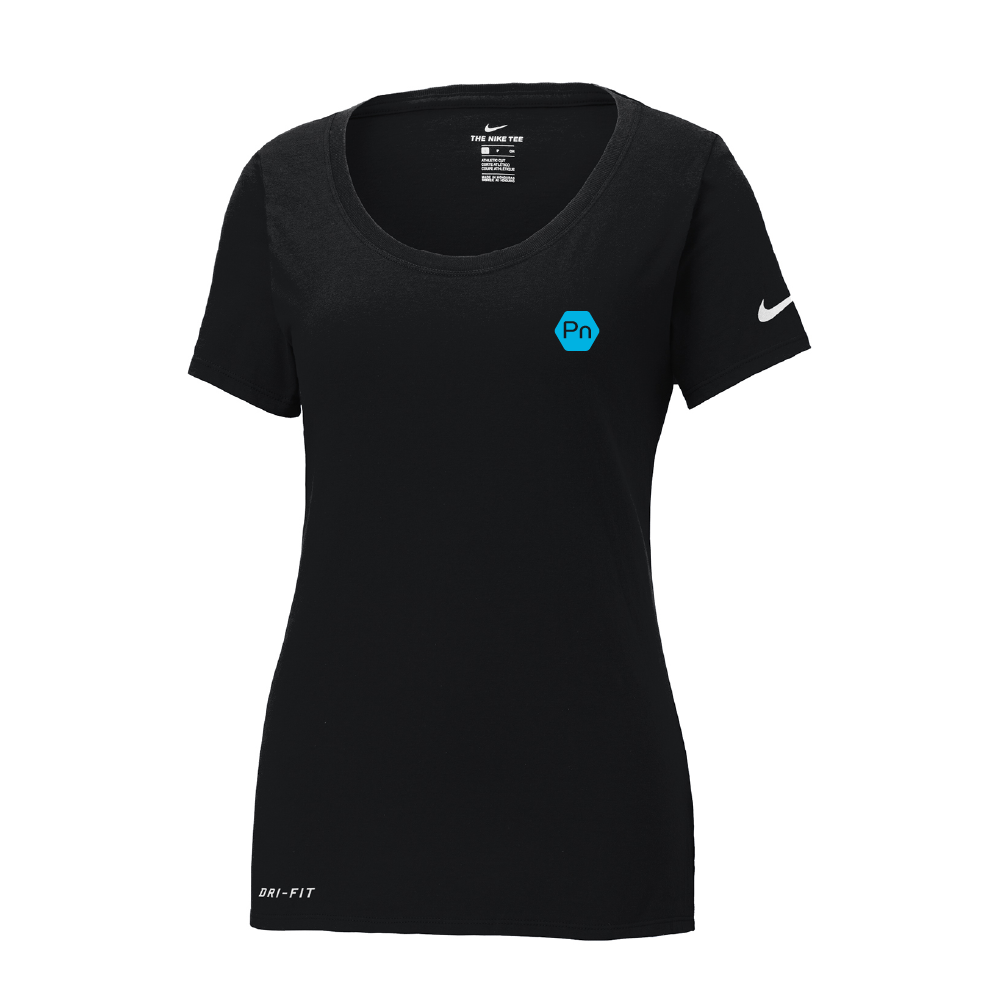 Nike scoop deals neck t shirt
